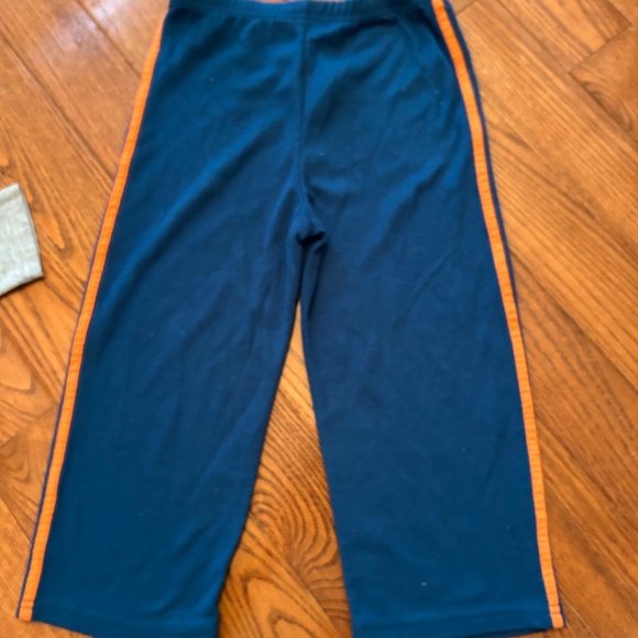 Carter's size 5 Vintage boys outfit - Picture 3 of 8